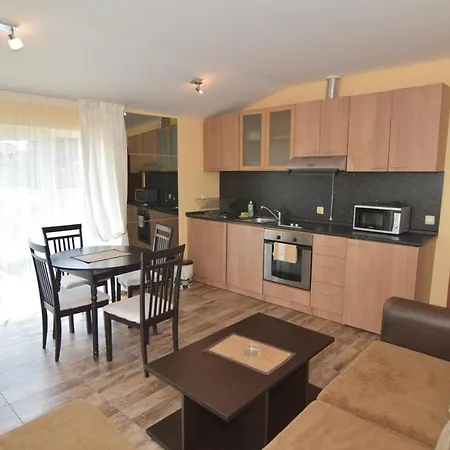 Raya Lejlighedshotel 3*