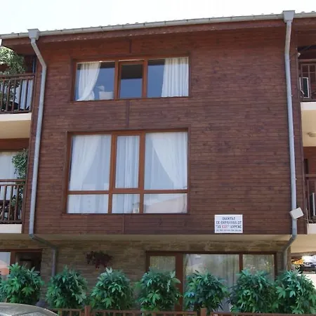 Ξενοδοχείο με διαμερίσματα Raya 3*