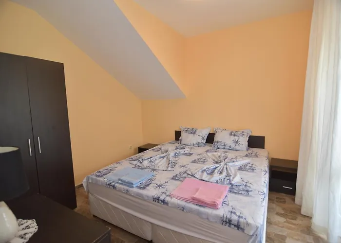 Апарт-отель Raya Созополь