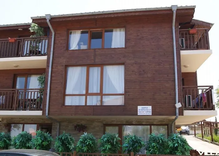 Апарт-отель Raya 3*