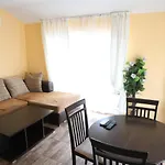 拉亚别墅酒店 公寓式酒店 索佐波尔