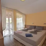 公寓式酒店 拉亚别墅酒店 索佐波尔