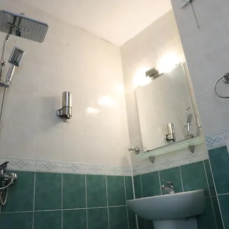 Raya Aparthotel Sozopol