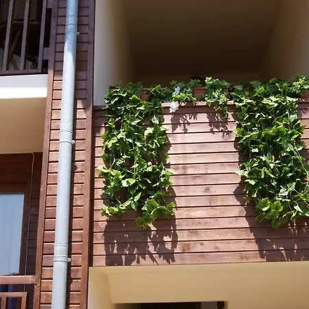 Апартхотел рая Созопол