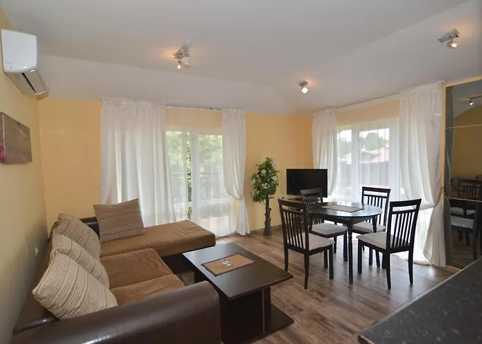 Raya Σωζόπολη